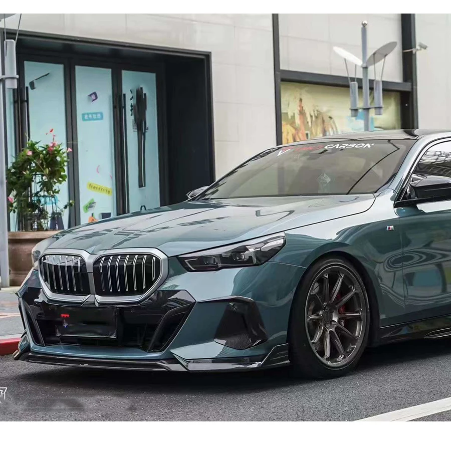 Передний бампер из углеродного волокна для BMW 5 серии G60 G68 2024