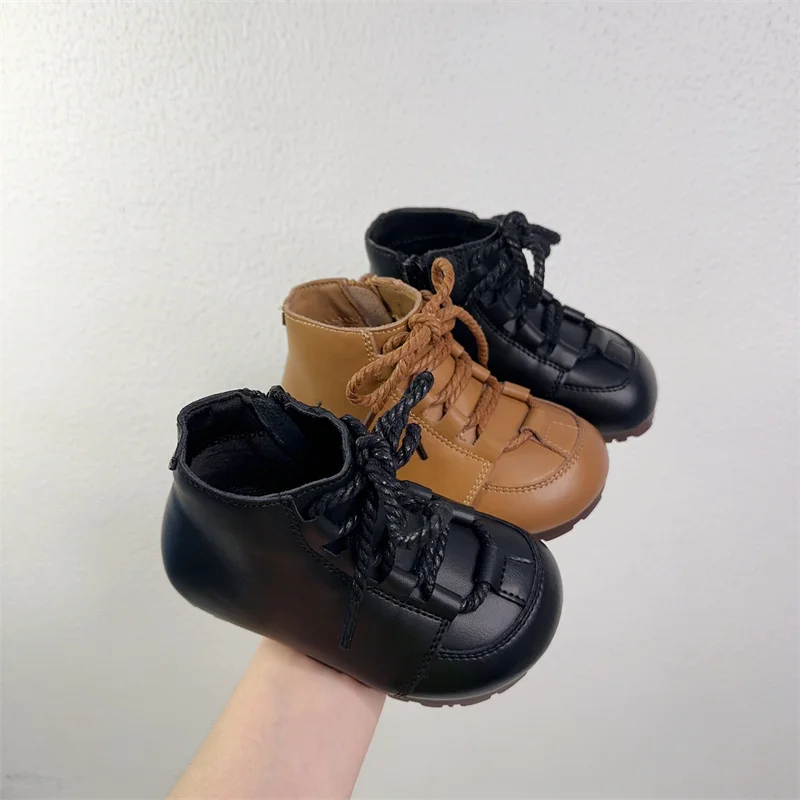 

MODX Simple Fashion Shoes 2023 Autumn New Comfortable Soft Sole Car Sewn Short Boot Trend for Boys and Girls 1-3 Years Old