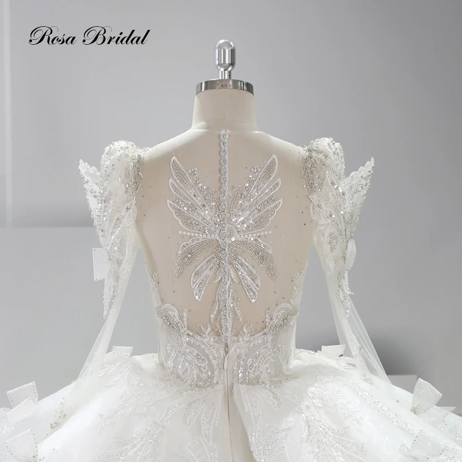 Женское свадебное платье с длинным рукавом и кружевной аппликацией