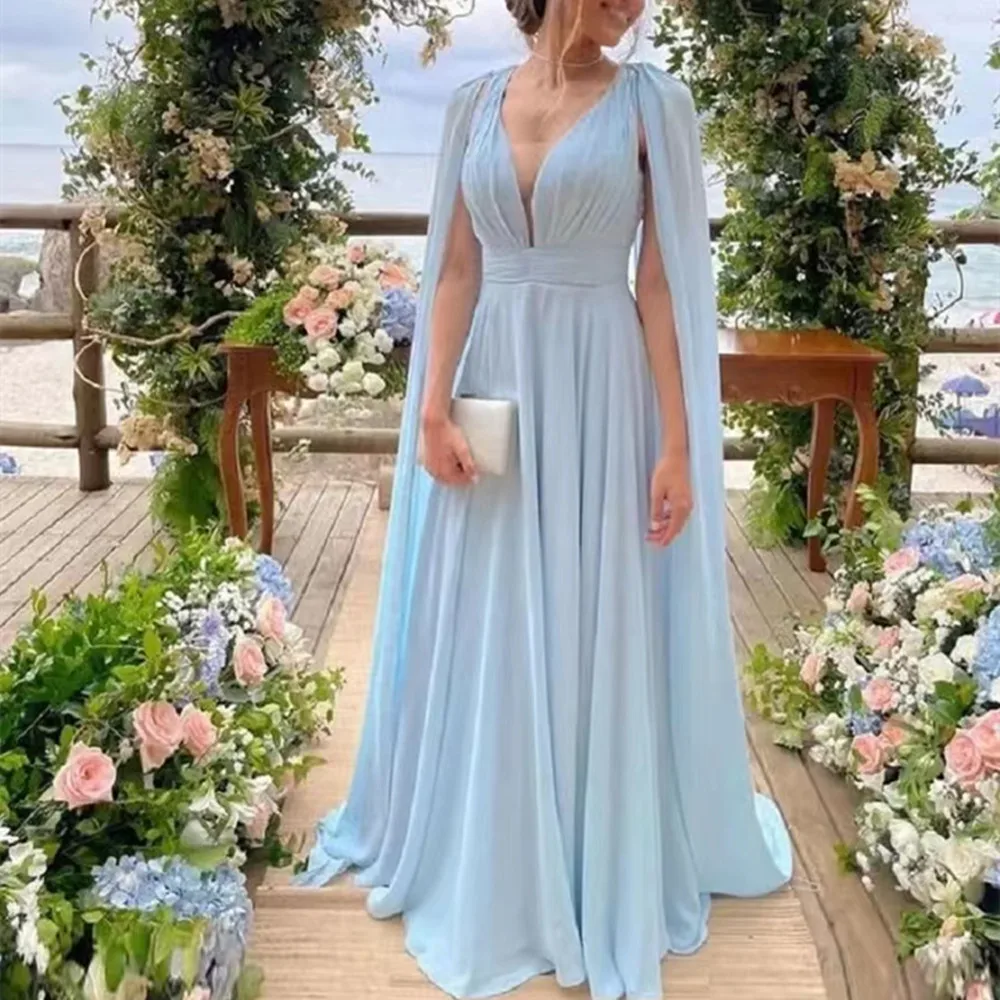 

2022 Long A Line Bridesmaid Dresses With Streamer Cape Sky Blue Chiffon Plunging Neck Backless Party Dress Maid Of Honor