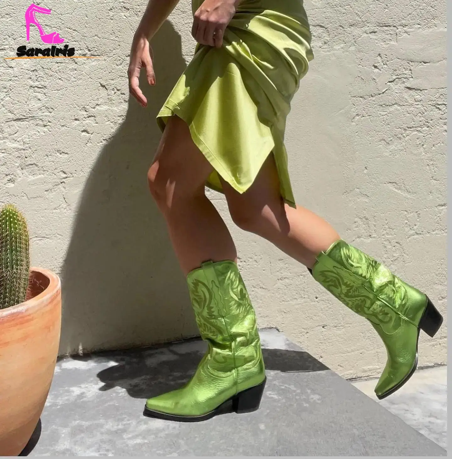 Vintage Cowboy Western Boots 2023 Hot Fashion Embroidery Mid Calf Boots Autumn Winter High Quality Comfy Walking Women's Boots