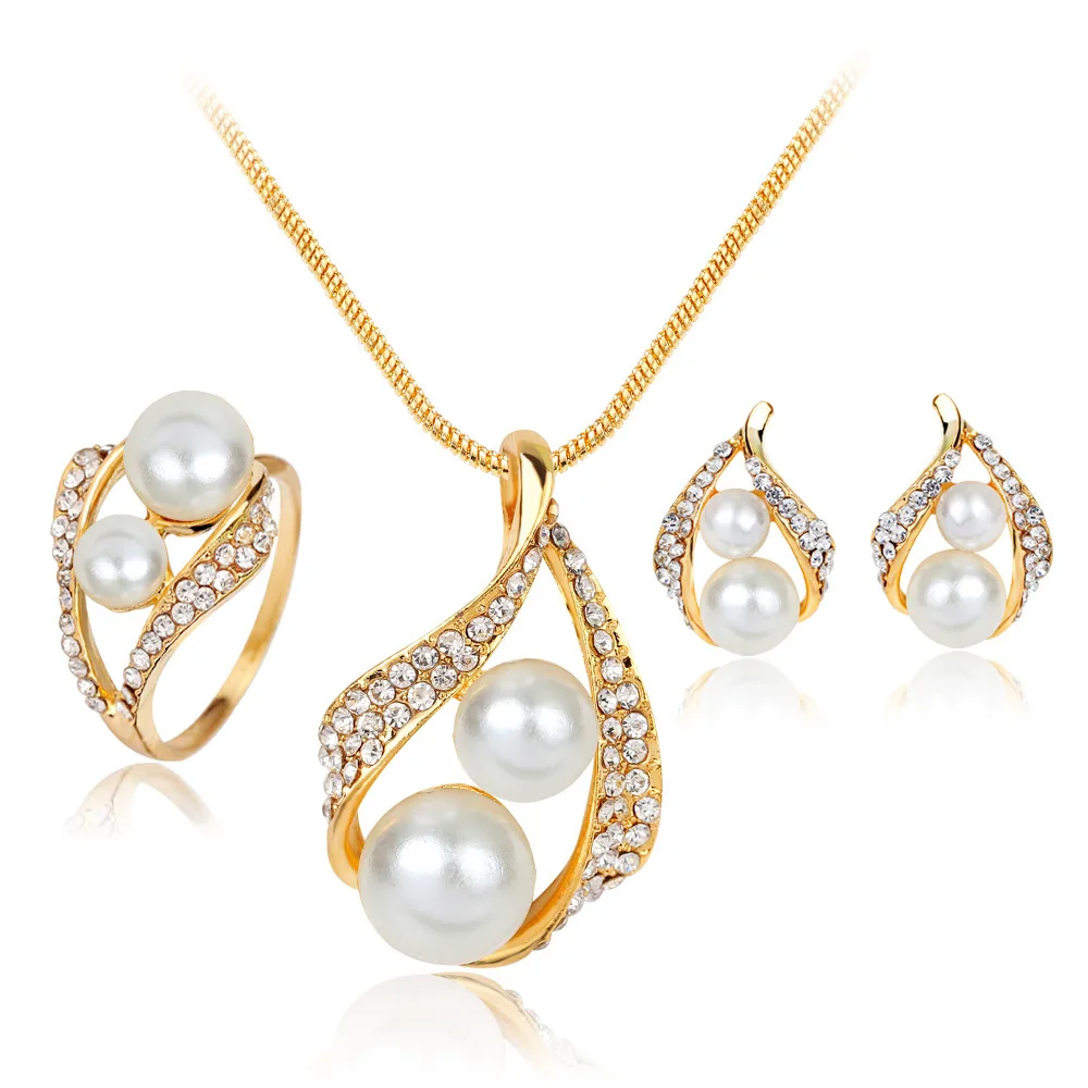 

Elegant Hot Selling Earring Necklace Ring Pearl Three-piece Set Fashion Simple Bridal Pearl Pendant Women Jewelry set Wholesale