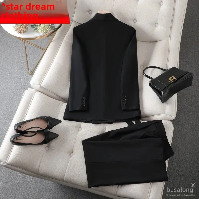 Elegant Long Sleeve Professional Women's Suit Jacket Fashionable Business Attire For Interviews And Workplace