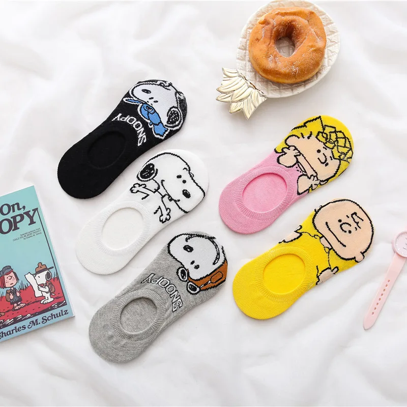 

Snoopy Women's Short Socks Silicone Non-slip Summer Cartoon Pattern Comfortable Breathable Fashion Sweat-absorbing Deodorant