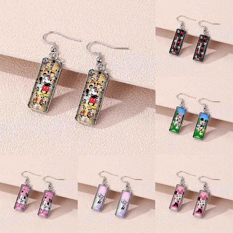 

Disney Creative Earrings for Girl Anime Jewelry Mickey Minnie Donald Duck Cartoon Cute Stud Earring Women Kid Birthday Xmas Gift