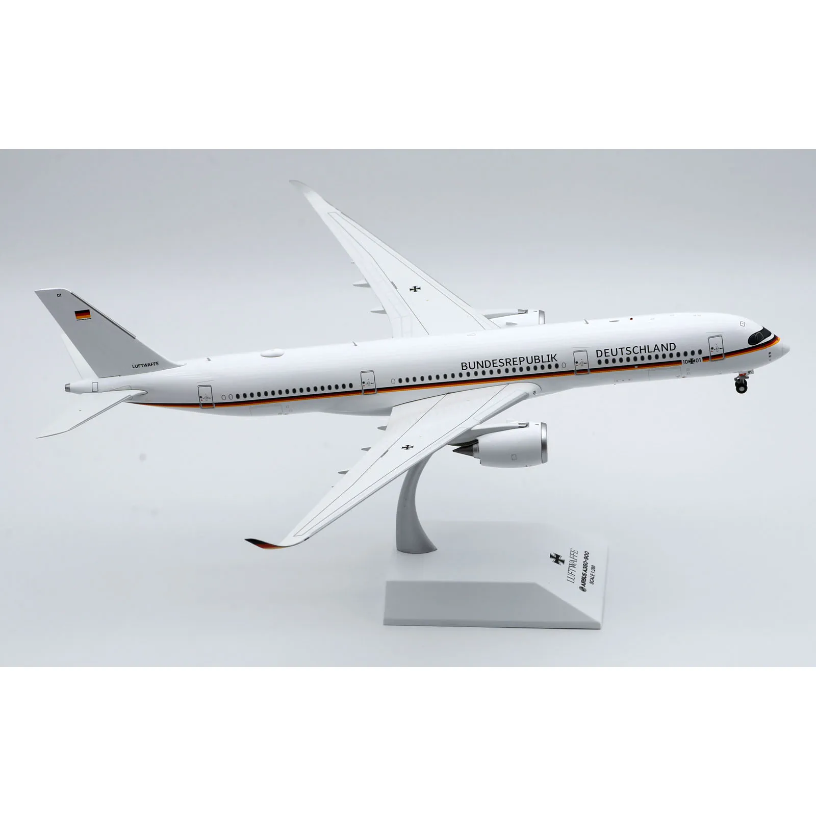 Коллекционная модель самолета из сплава XX20023 10 + 01 летательного аппарата немецкой