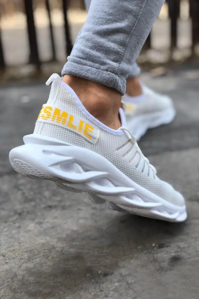 

Oslo White Yellow Men 'S Sports Shoes