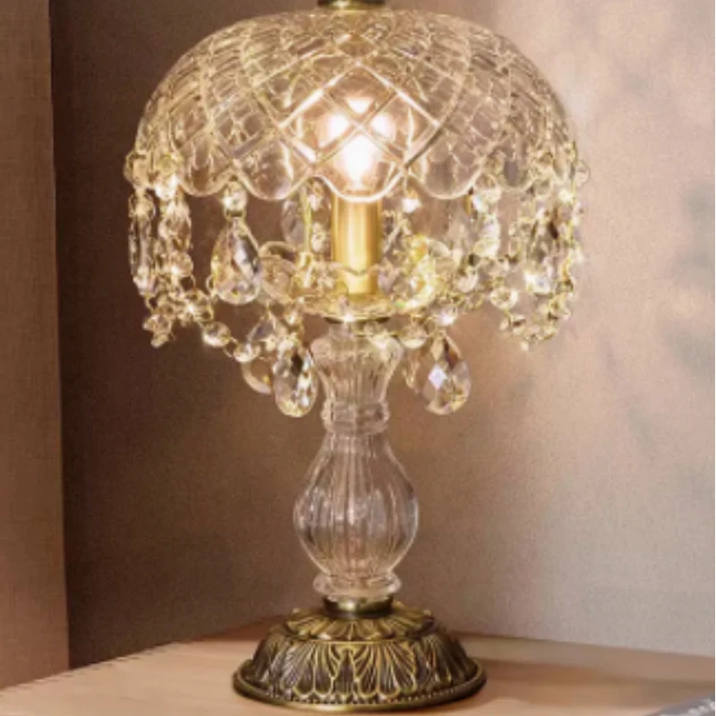 

J138834 Bedroom bedside minimalist modern retro light luxury crystal desk lamp