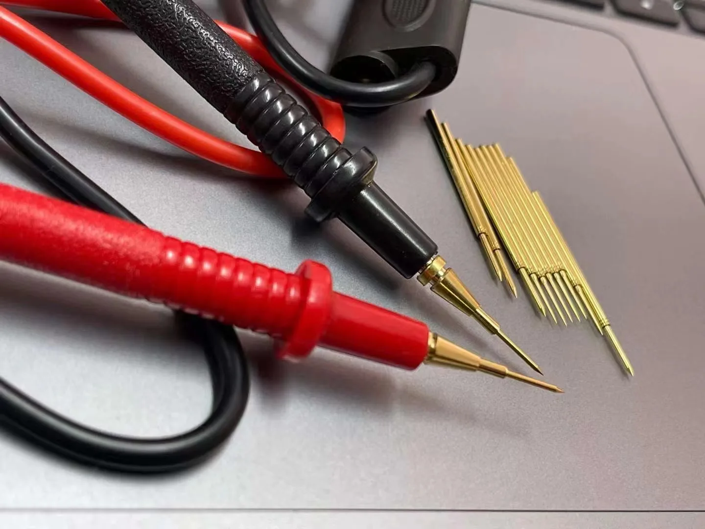 

Мультиметр зондового типа