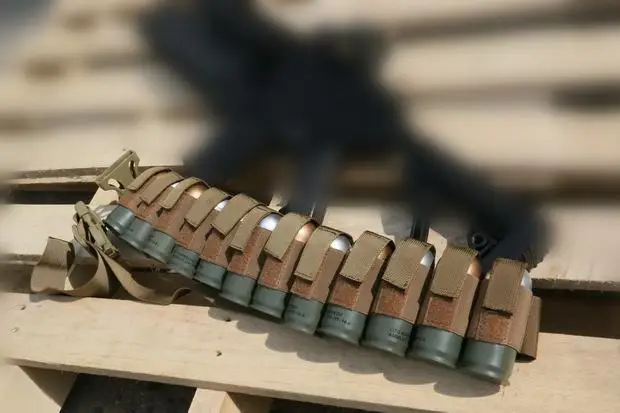 

Tactical Hunting Vest 40Mm Grenade Launcher Special Strap