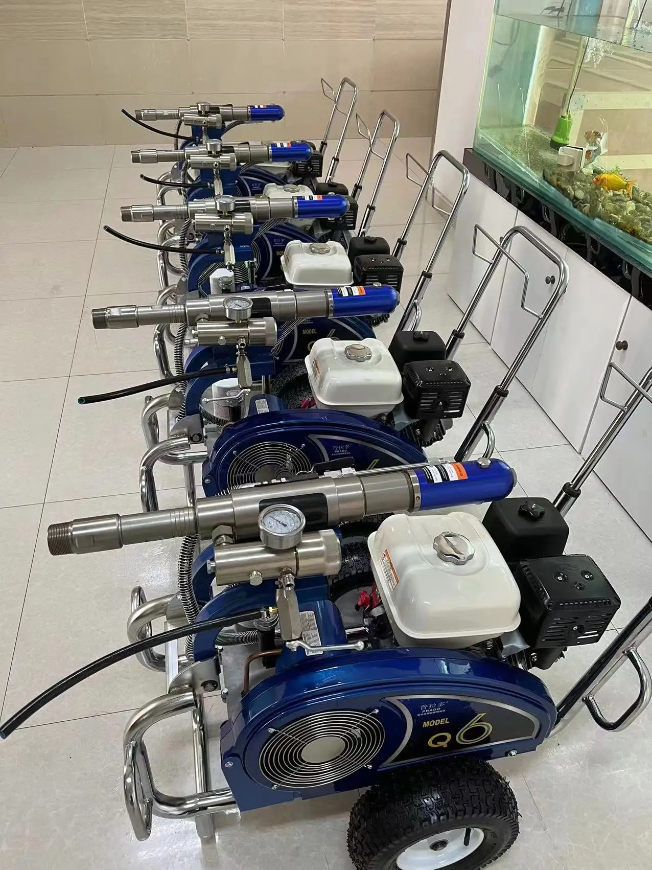 НОВАЯ машина для безвоздушного распыления шпаклевки высокого давления 8 л/мин с