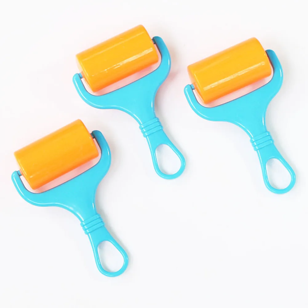 

Plastic Roller for Effortless Sticky Ensures Secure Attachment of Canvas and Diamonds for Flawless Diamond Drawings