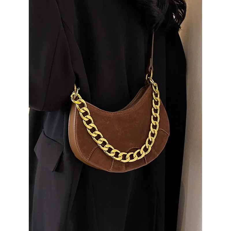 

Autumn Winter 2023 New Vintage High-Grade Sense Crossbody Bag Chain Texture Casual Underarm Bags Fashion Commuter Shoulder Pack