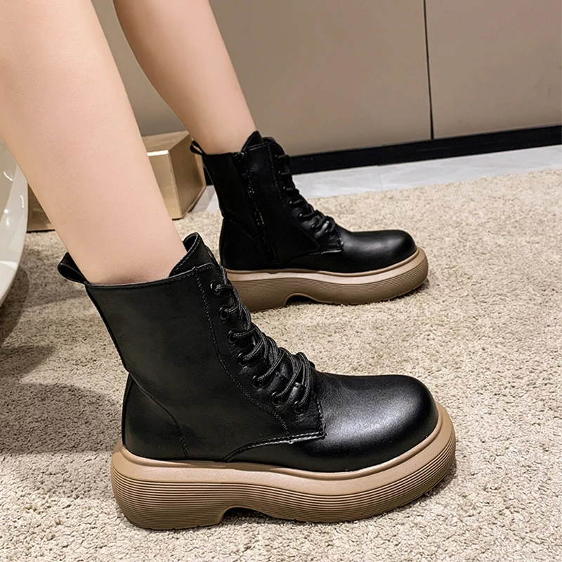 

Женские ботинки на среднем каблуке, роскошная дизайнерская обувь на молнии с круглым носком, Модные осенние ботильоны в стиле "Лолита-рок" н...