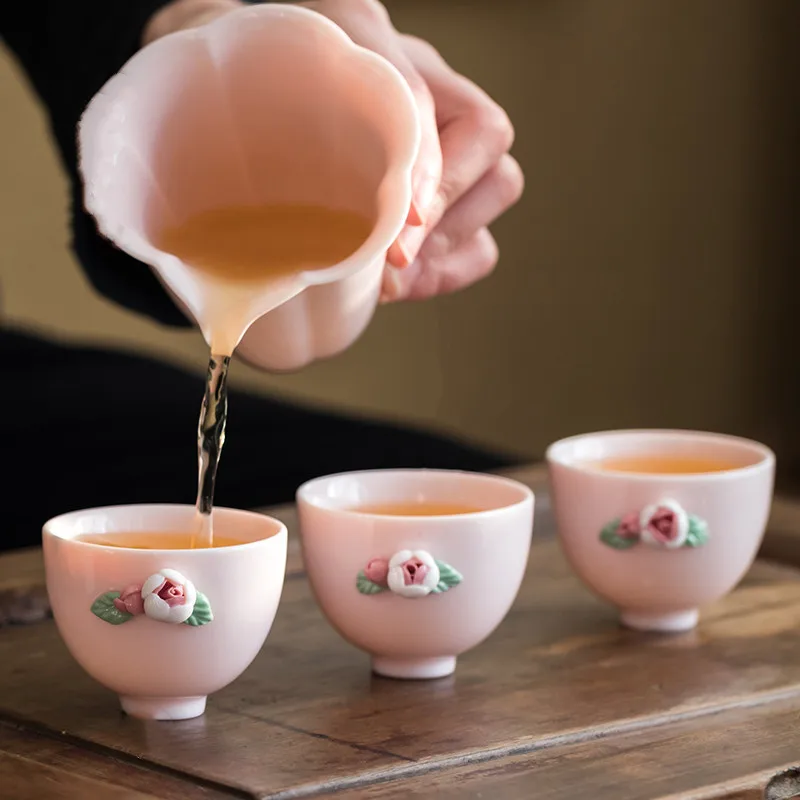 Розовый цветочный чайный стакан с зазубринами китайская керамическая чайная