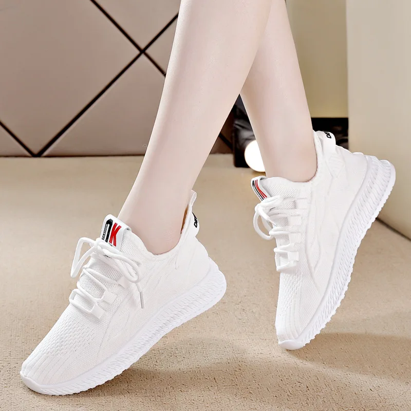 Sports Shoes Female Students Soft Bottom Running Shoe 2023 Spring New All-Match White European American Style Zapatos De Mujeres