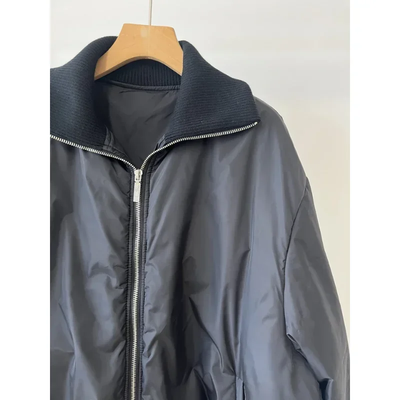 Женская свободная водолазка с рукавами и нитками