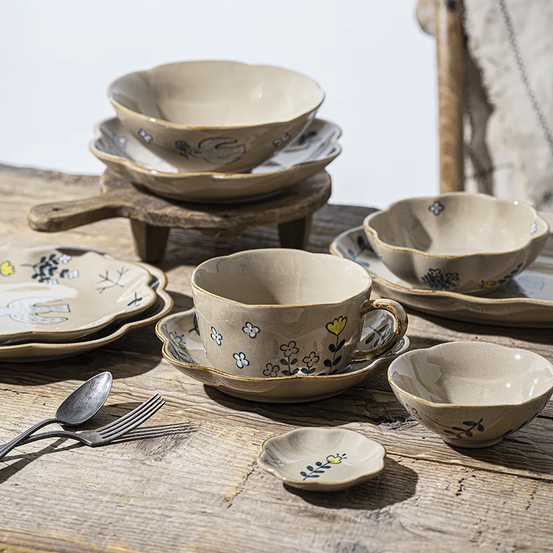 

Japanese Retro Dinner Plate Set Ceramic Soup Rice Ramen Plate Household Flower Shape Dishes Dishes and Plates Sets