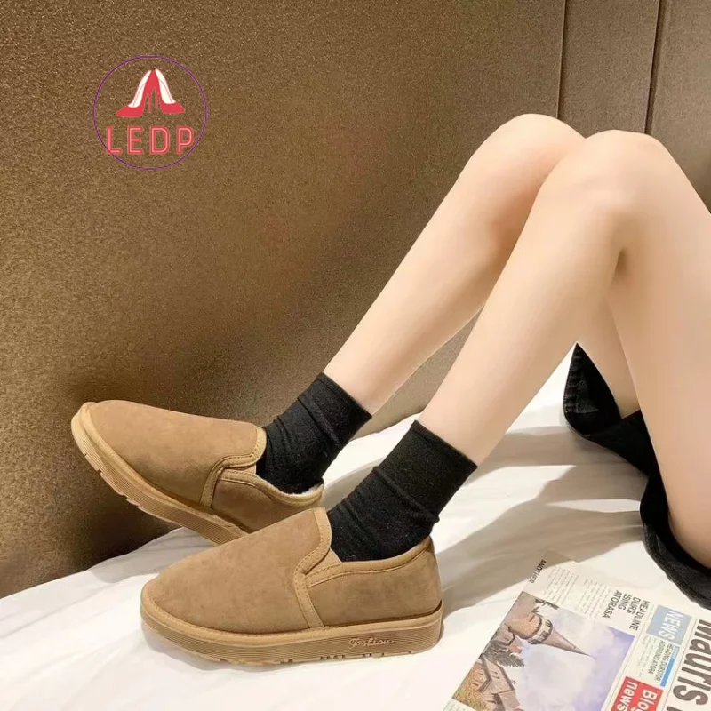 

LEDP 2022 Winter New Arrival Cotton Shoes Flat Heel Round Toe Plush Loafers Plus Size Casual and Comfortable Women Snow Flats