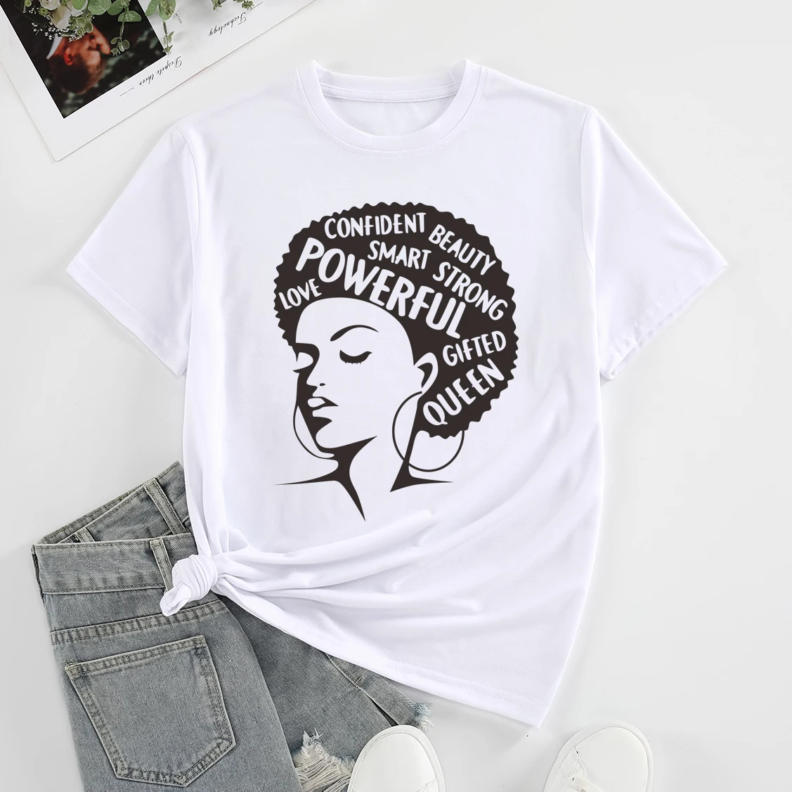 Женская футболка Onseme черная с принтом