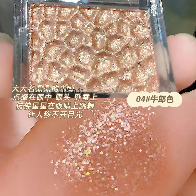 *Выделите тонкую вспышку осветляющее лицо в носу трехмерное уход за бриллиантами