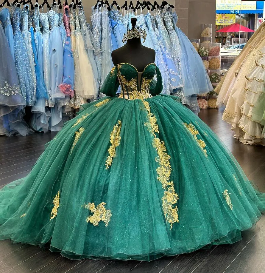 Блестящие платья принцессы Quinceanera 2025 г. корсет на шнуровке с открытыми плечами и
