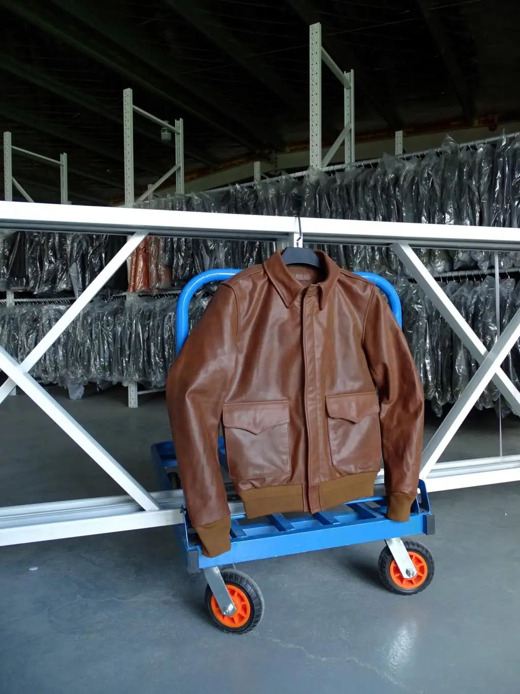

Short A2 import proofed oil wax cowhide