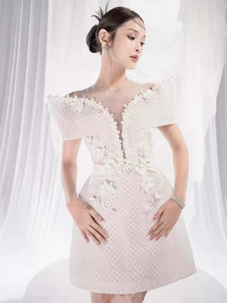 

Летнее женское платье-Мини с V-образным вырезом и цветами