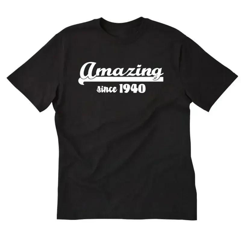 Фото Футболка «Amazing Since 1940» с забавным принтом на 77-й день рождения №1