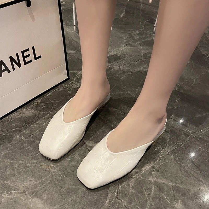2022 Pu Middle Heel Sandals Sandals Women's Mules Fashion Casual Summer Square Toe Elegant Women's Mules Slippers Large Size 41