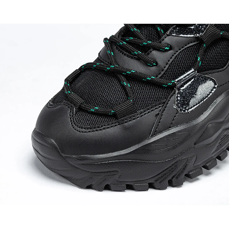 2022 New Women Clunky Sneaker Breathable Lace Up Walking Shoes Couple Platform Non-slip Durable Outdoor Sports Casual Footwear