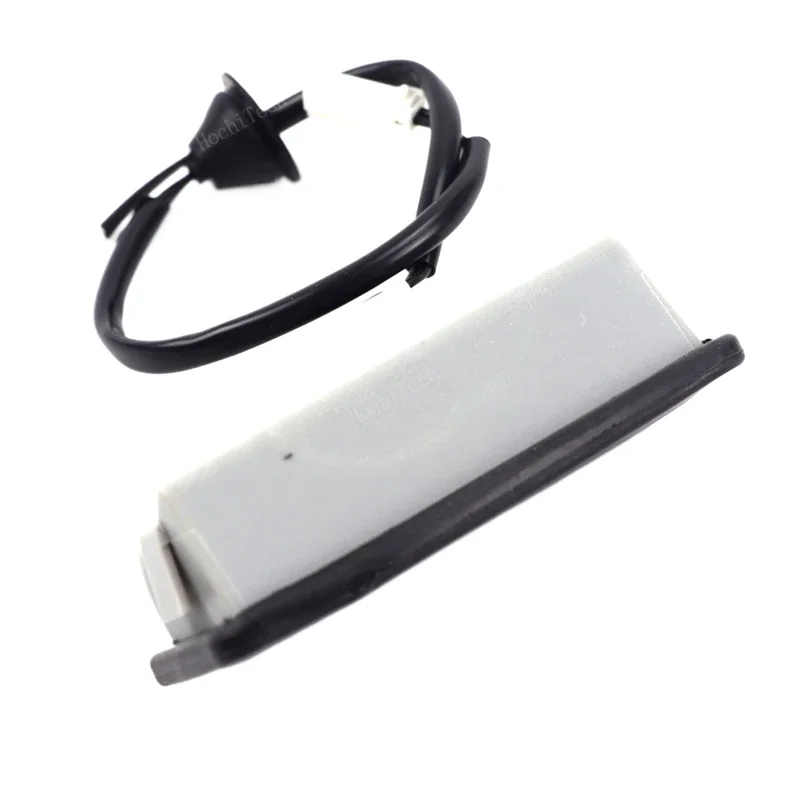 Кнопка блокировки багажника для Ford Focus C-MAX CAP 03-07 CAB 1346324 3M51-19B514-AC RIOLET CA5 2006-2010
