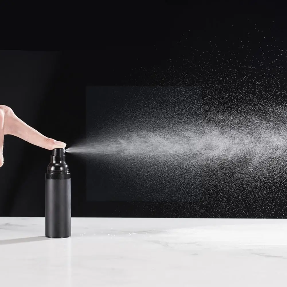 

Пластиковый дорожный контейнер с вакуумным насосом, 15 мл, 30 мл, 50 мл