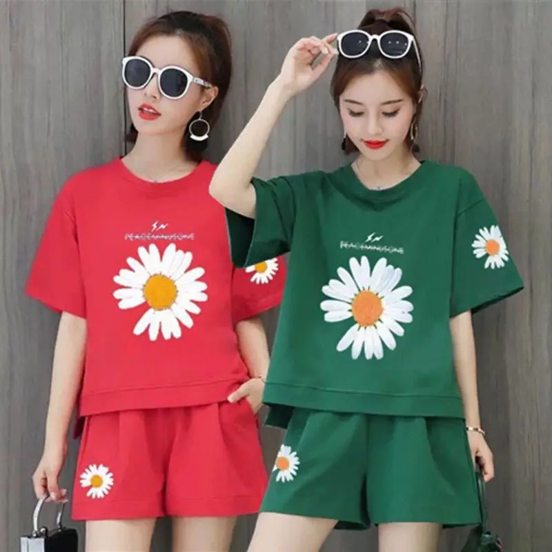 

675#200Jin Leisure Sports Suit Women's Summer Little Daisy Printed Large Size Loose Short Sleeve Shorts Two-Piece Suit