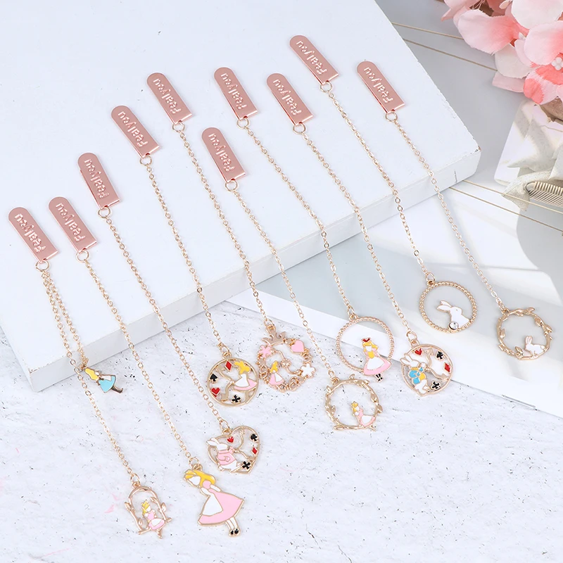 

1PC Cute Rabbit Bookmarks Kawaii Pendant Book Markers Metal Bookmarks For Books School Office Supplies Creative Gifts Stationery