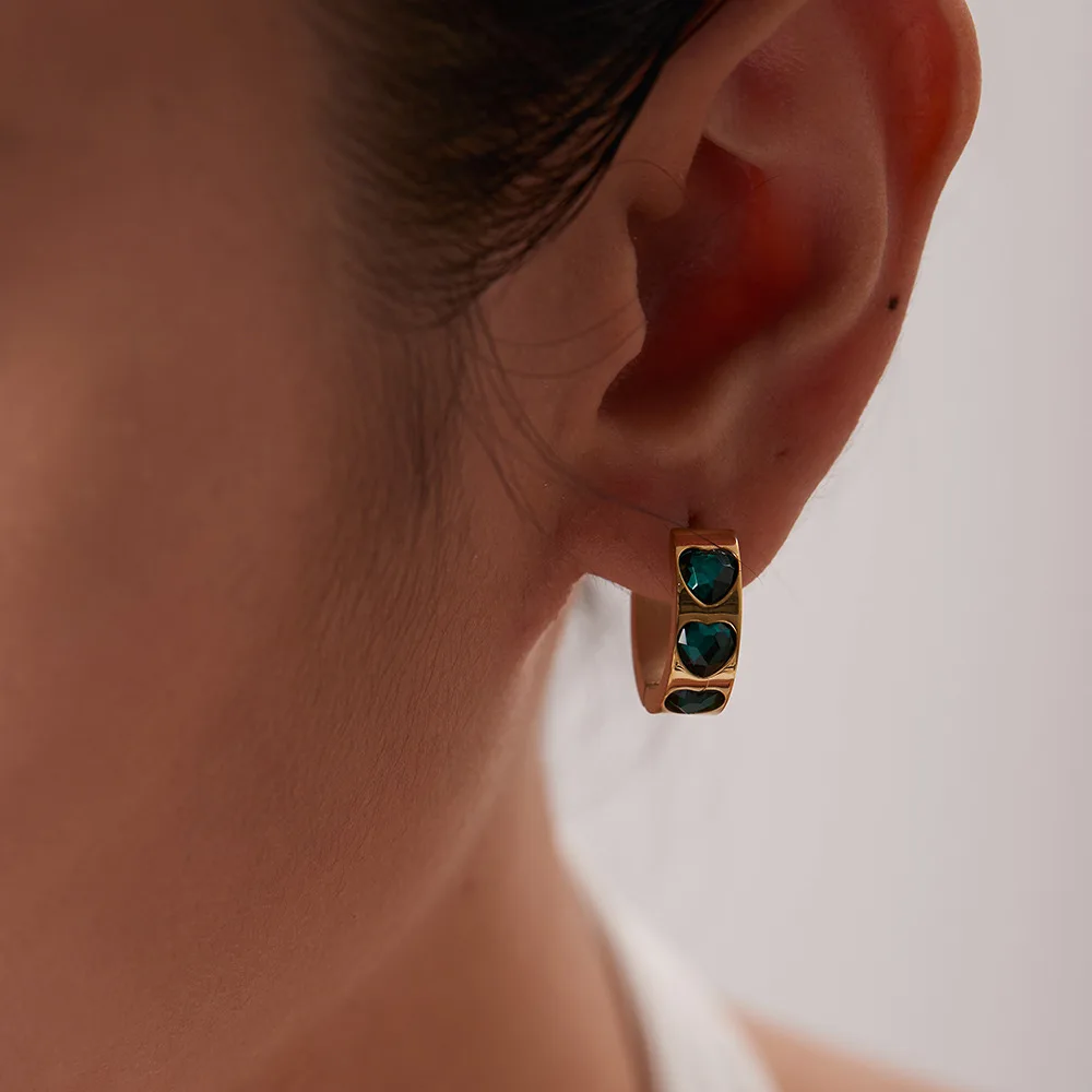 Stainless Steel PVD 18K Gold Plated Tarnish Waterproof Green Stone Heart Hoop Earring  For Woman Jewelry Wholesale Trendy
