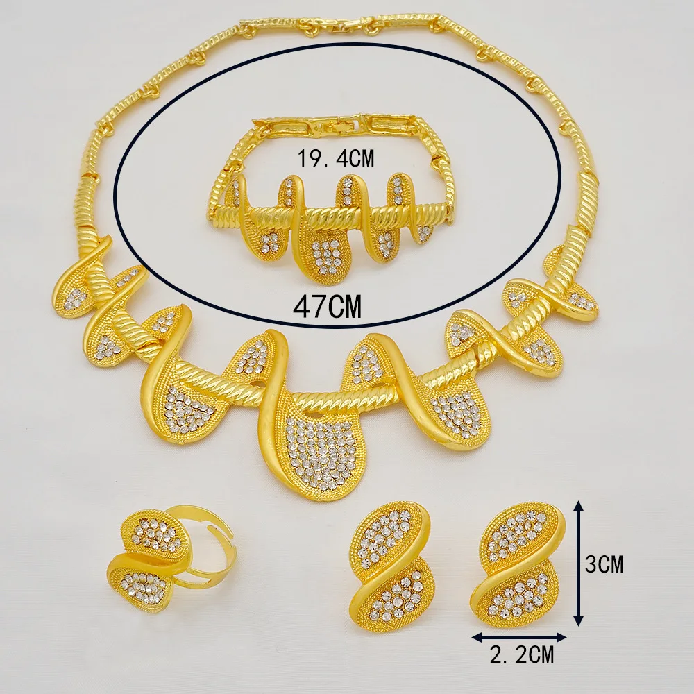 

European And American Popular Necklace CHD 20853