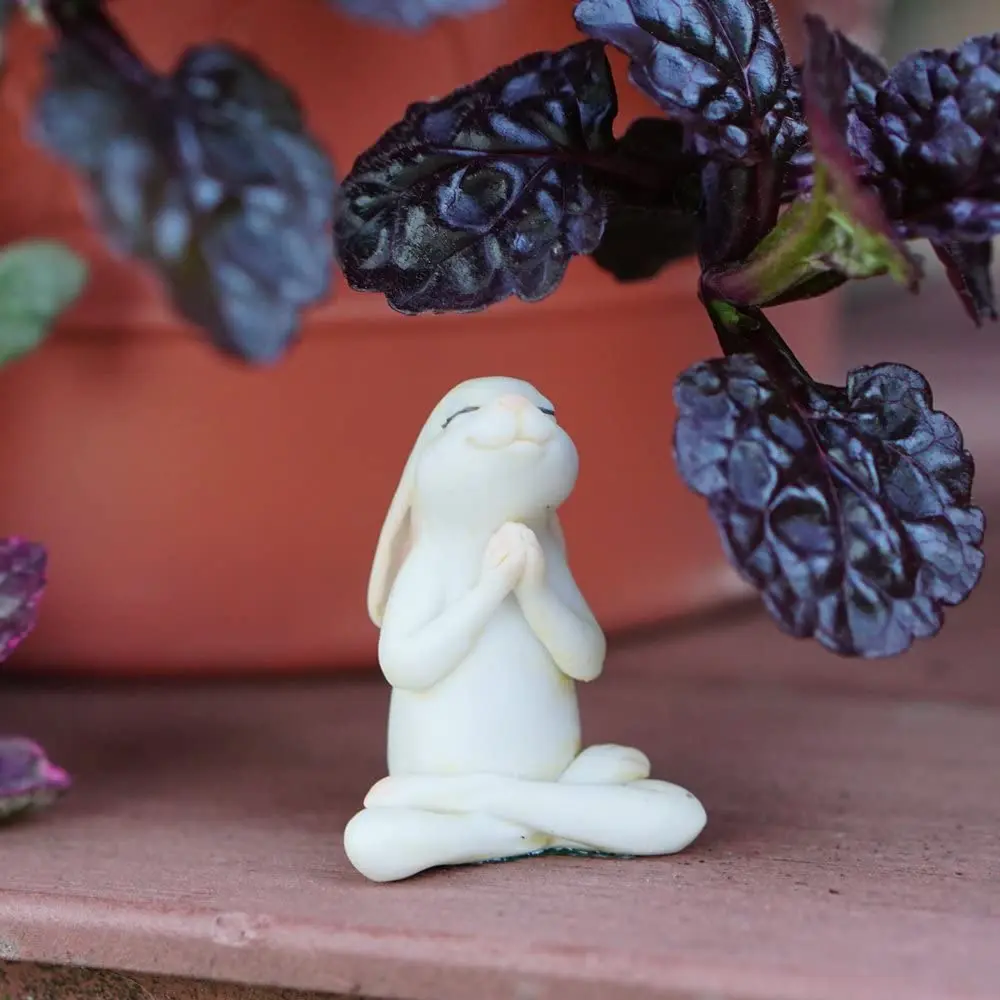 

Miniature Fairy Garden Figurine Terrarium Yoga Bunny In Seated Namaste Pose Statue Home Desk Decoration Mini Garden Accessories