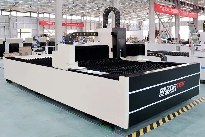 Оптоволоконный лазерный резак для металла латуни стали Опциональная мощность 3