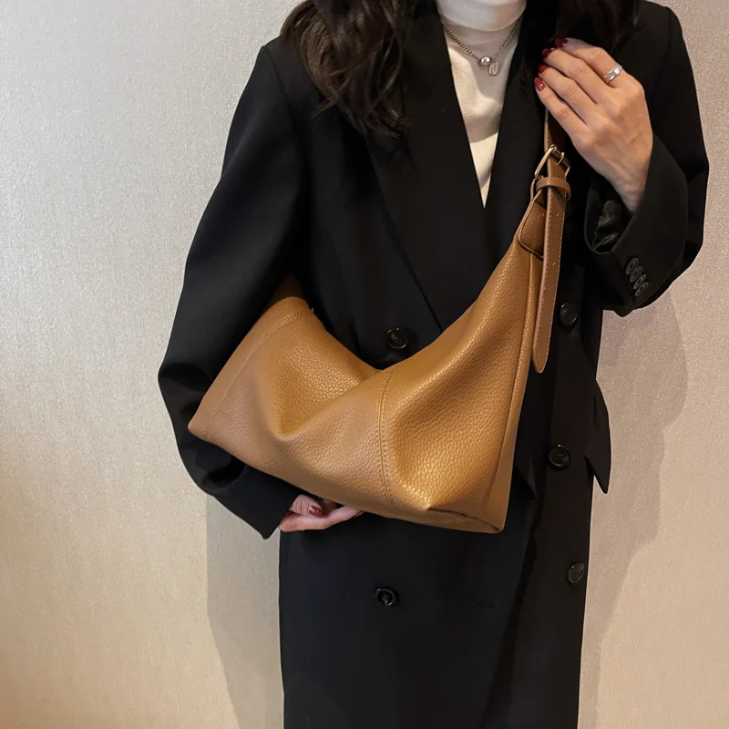 

Large Capacity Shoulder Bag for Women Solid Casual Travel Handbag Fashion Leather Crossbody Bags for Girls Brand Designer Sac