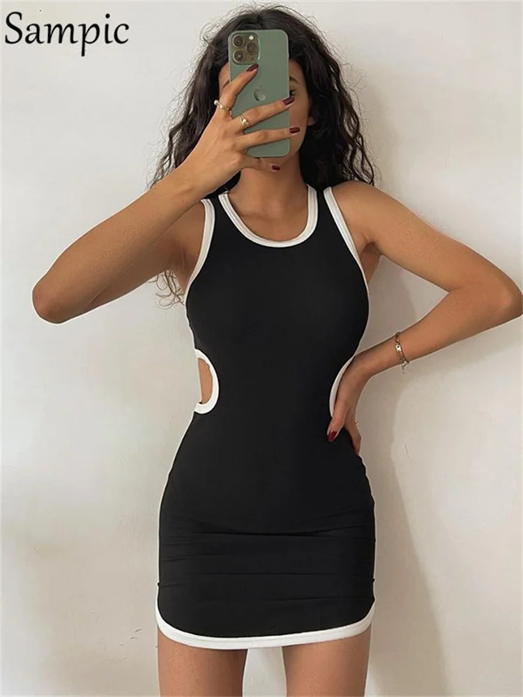 

Женское короткое платье с круглым вырезом, без рукавов