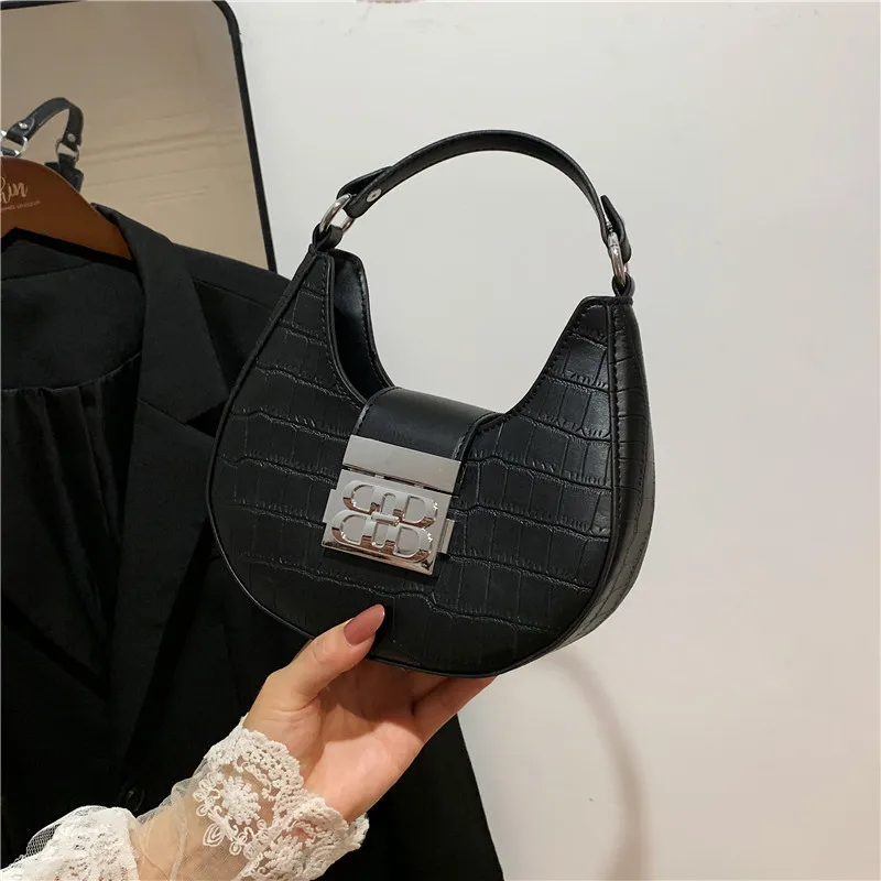 New 2023 Fashion Women's Skew Straddle Bag Trend Versatile Small Design Shoulder Portable Underarm Bags Women Purse And Handbags