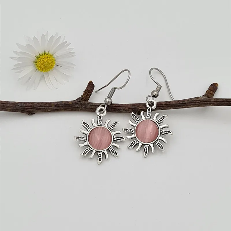 

Personalized Traditional Silver Gem Sun Earrings, Summer, Sun, Crystal, Charm Earrings, Ladies Fashion Jewelry Gifts