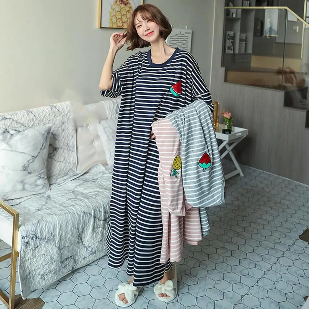 

Women Summer Nightdress Loose Short Sleeve Lady Summer Nightgown Sleeping Polyester Stripes Print Night Robe Female Garment