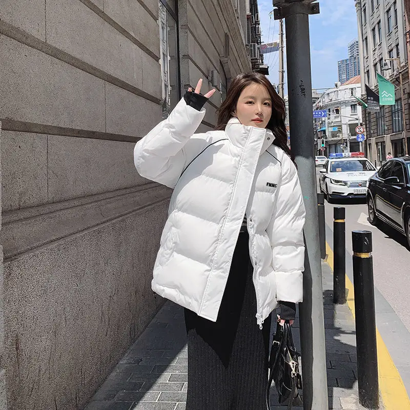 New Winter Women's Cold Coat Parkas Super Hot Jacket Short Bread Coat Plus Size Jacket Loose Korean Fashion Cheap Wholesale