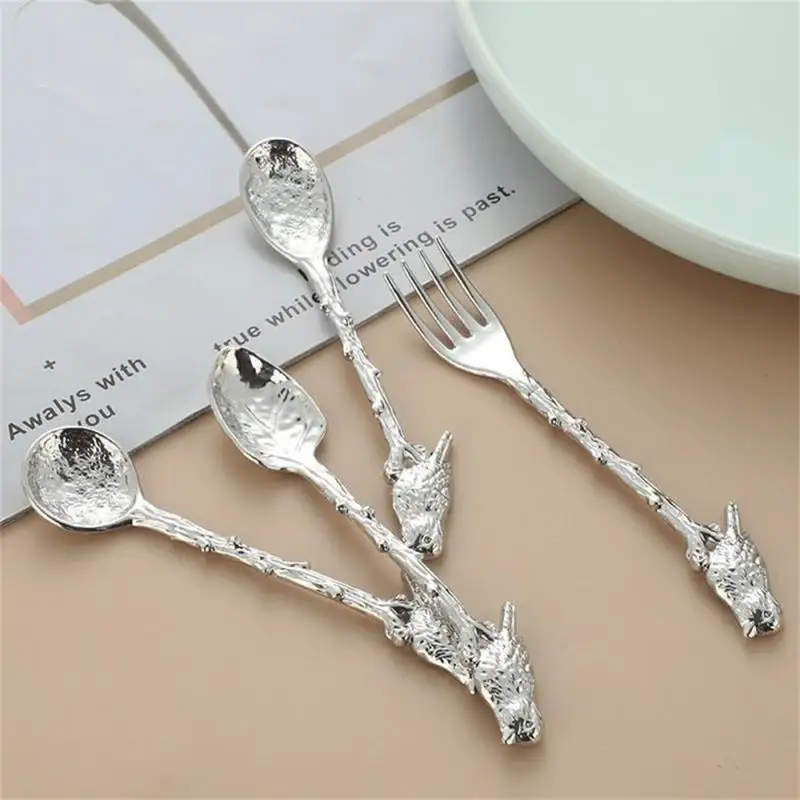 

Zinc Alloy Small Decor Coffee Spoon Ice Cream Dessert Spoon Vintage Coffee Tea Mixing Spoon Kitchen Gadgets Creative Forest Bird