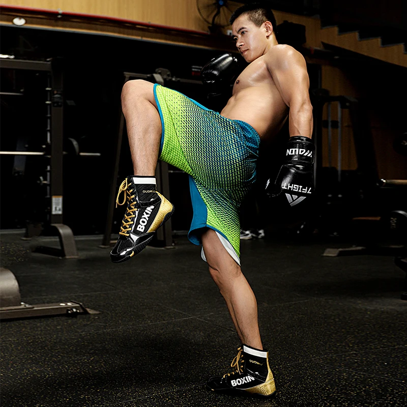 New Professional Boxing Shoes Men Women Boxing Sneakers Outdoor Light Wrestling Sneakers