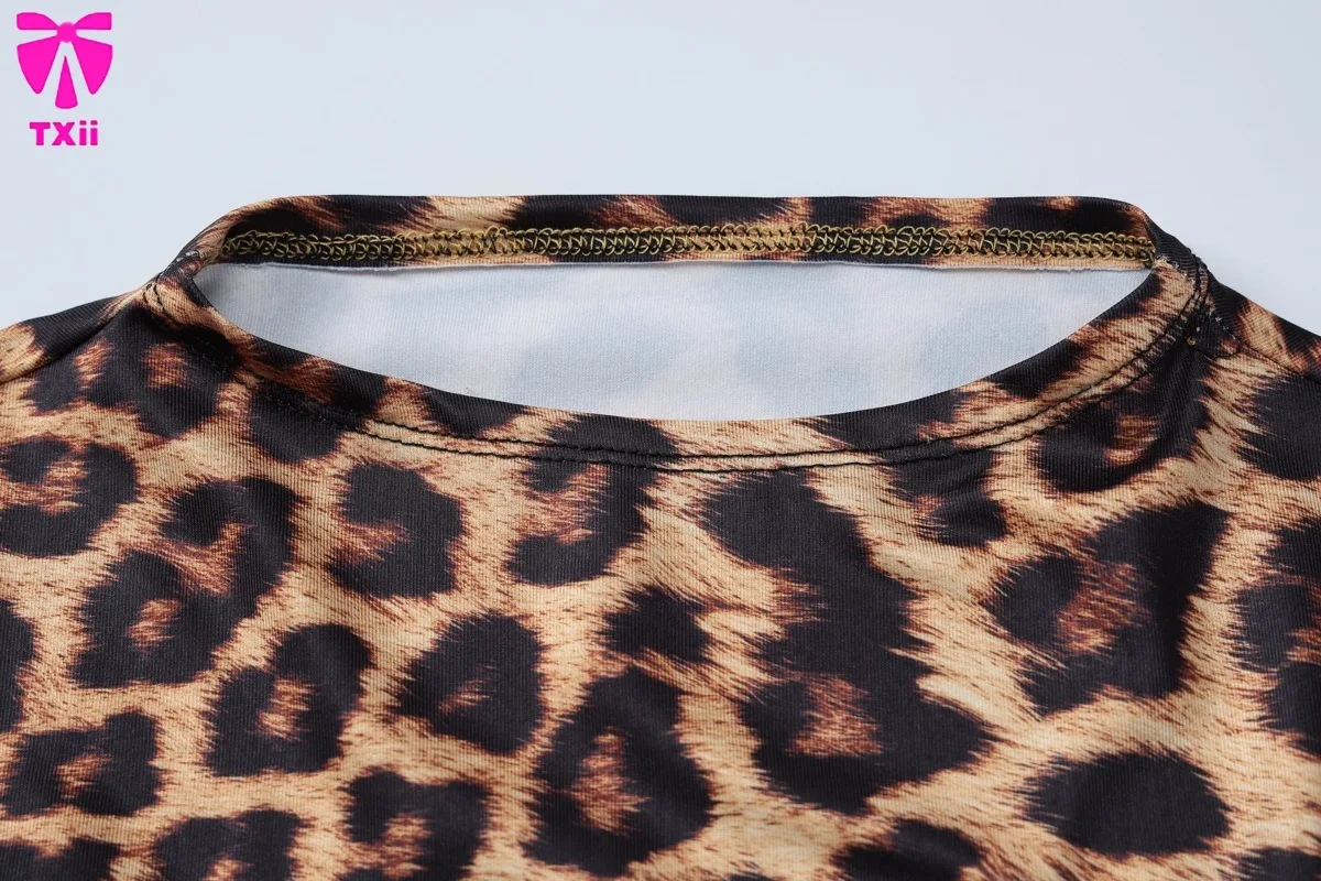 Весна/Лето 2022 женский комплект из двух предметов с леопардовым узором футболка