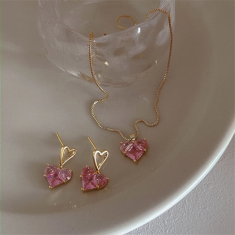 

Kpop Fashion Vintage Aesthetic Pink Zircon Gems Heart Pendant Earring Necklace Set For Women Wedding Luxury Jewelry Accessories