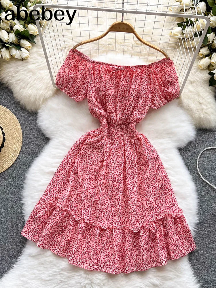 

Платье женское ТРАПЕЦИЕВИДНОЕ с открытыми плечами и цветочным принтом